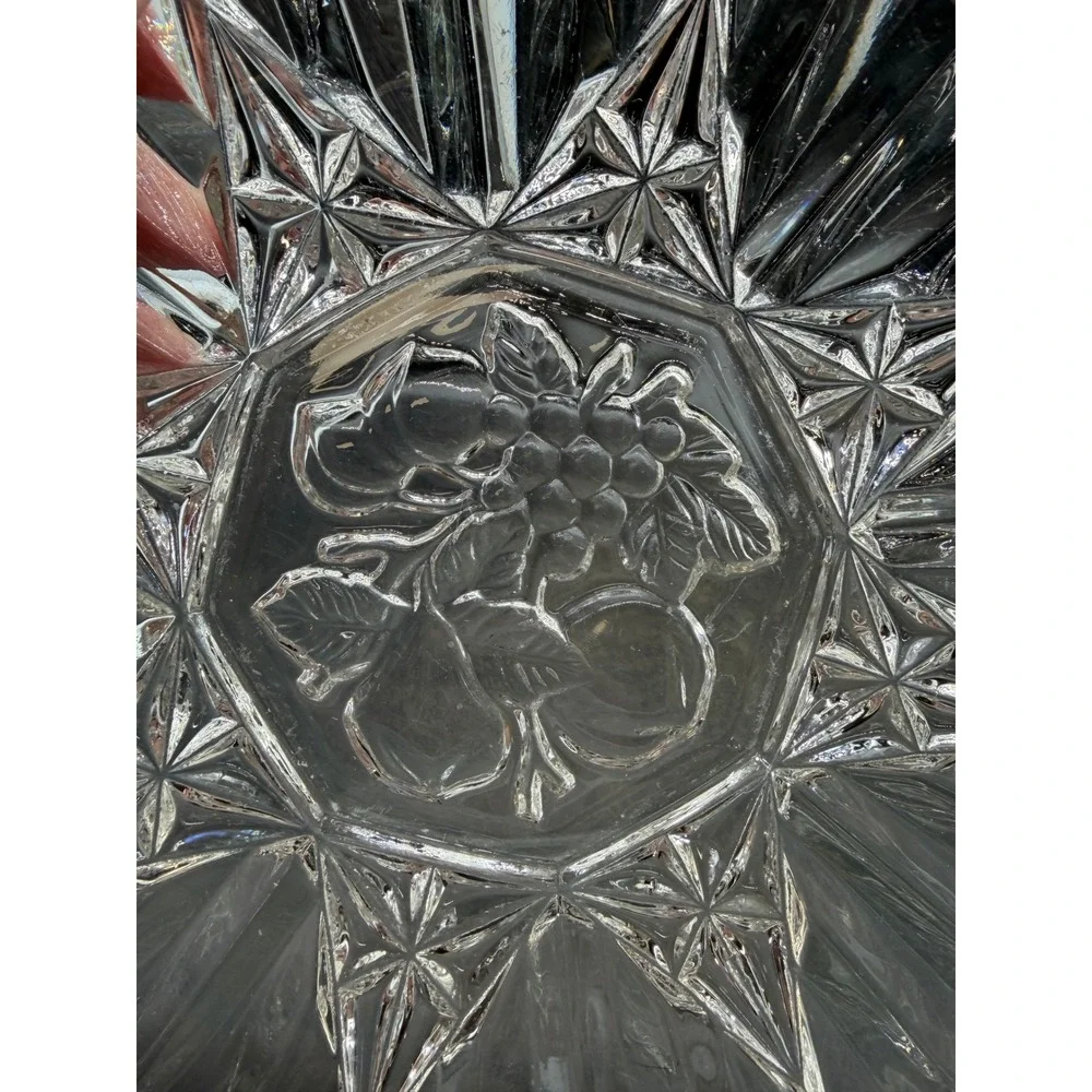 Vintage Pressed Clear Glass Fruit Medallion Plate Scalloped Starburst Edge 8in